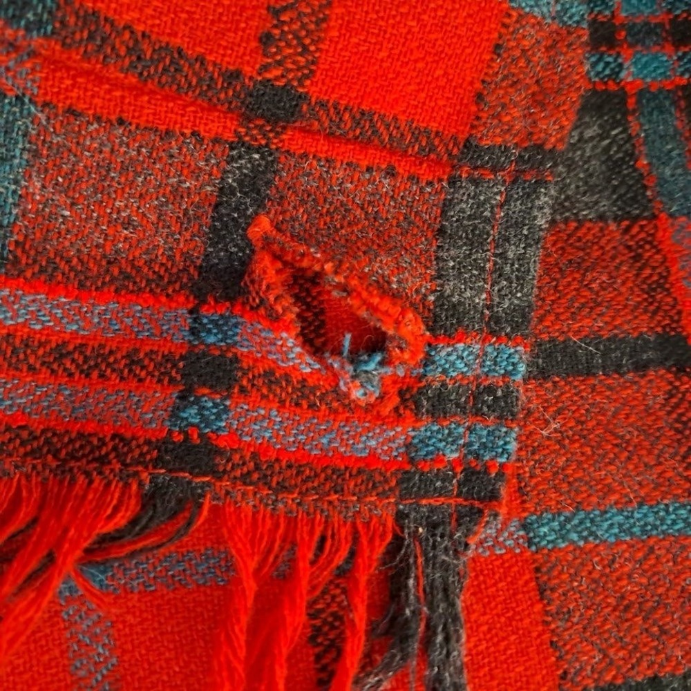 Vintage FORENZA 14 Red Blue Tartan Plaid Wool Blend‎ Fringed Wrap Skirt - Picture 7 of 7